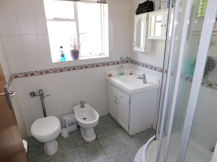 To Let 3 Bedroom Property for Rent in Rondebosch Village Western Cape